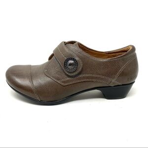 Taos Rhumba grey leather comfort pumps